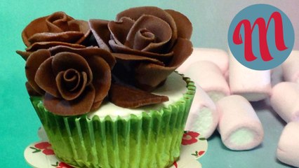 Cómo hacer rosas de chocolate - Decora tus postres