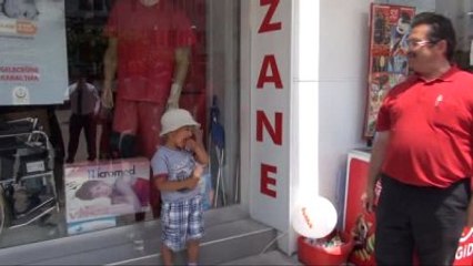 Bolu Alışverişte Kaybolan 4 Yaşındaki Çocuk Ailesine Teslim Edildi