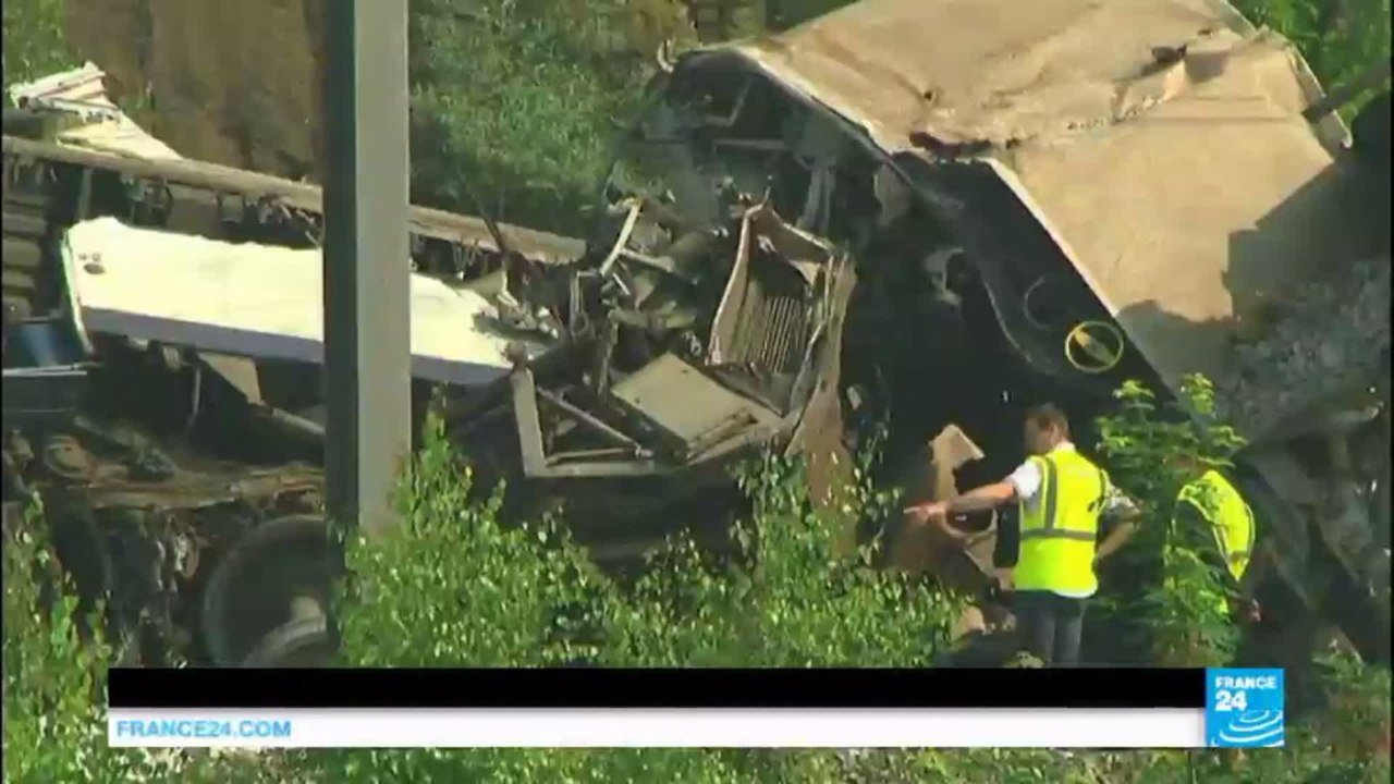 Belgium train crash: 3 dead, 9 hospitalized aft...