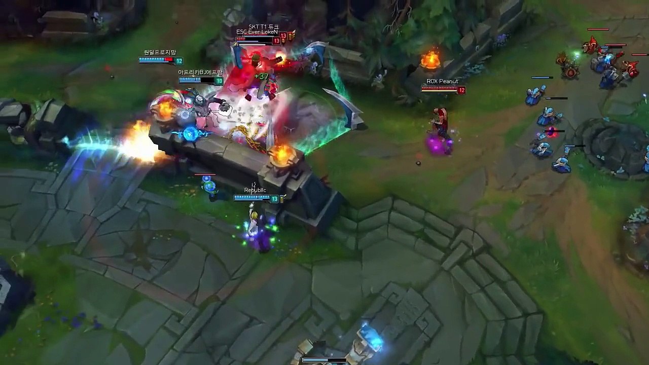 PRO PLAY HIGHLIGHTS PEANUT [Lee sin]