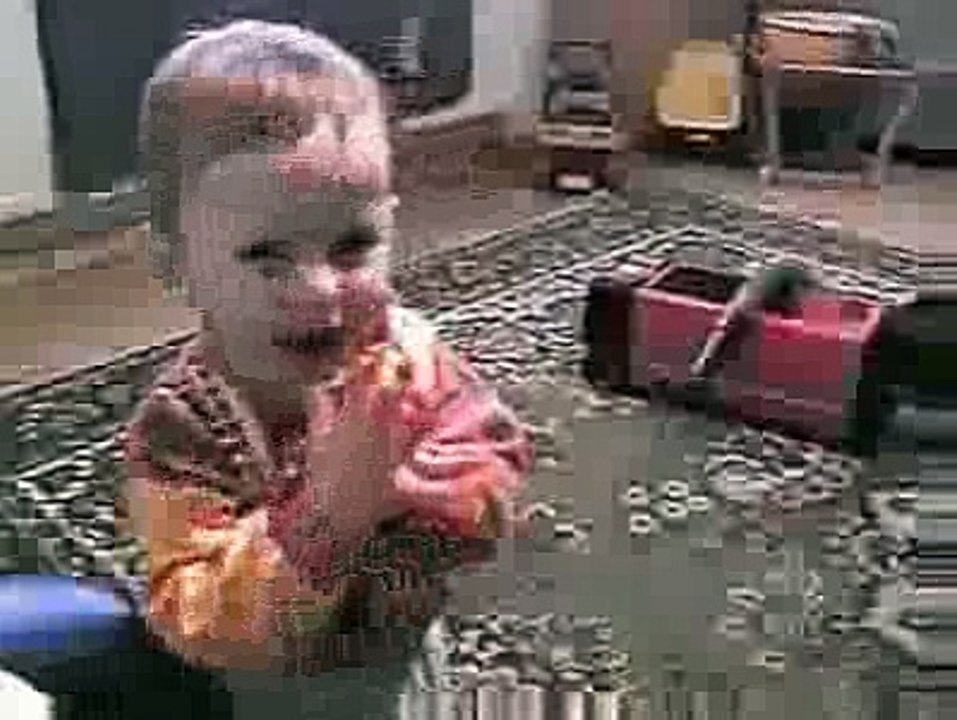 Ребенка засосало