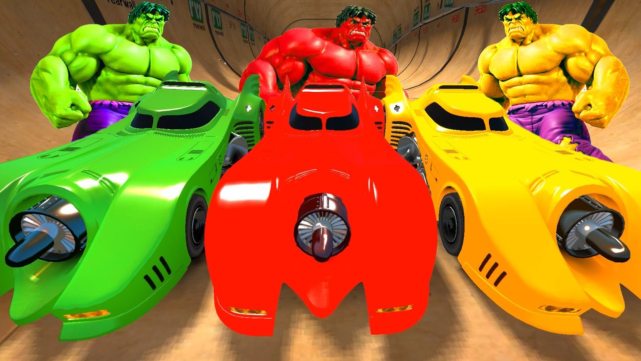 BATMAN CARS & COULEURS HULK avoir du plaisir dans Toboggan SUPERHEROES (Chansons Comptines pour les enfants)