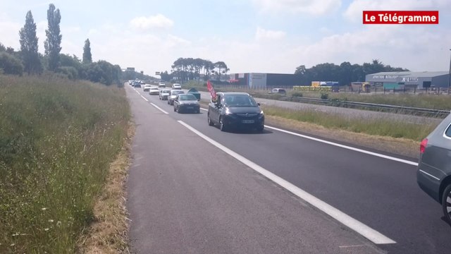 Lorient - Quimperlé. Une opération escargot en soutien des salariés de Minerve