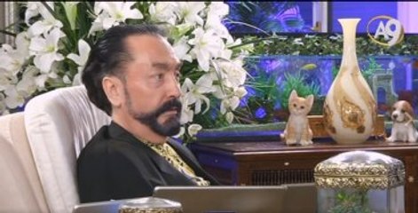 Adnan Oktar, Satın Aldığı Paha Biçilemez Eserleri Tek Tek Gösterdi
