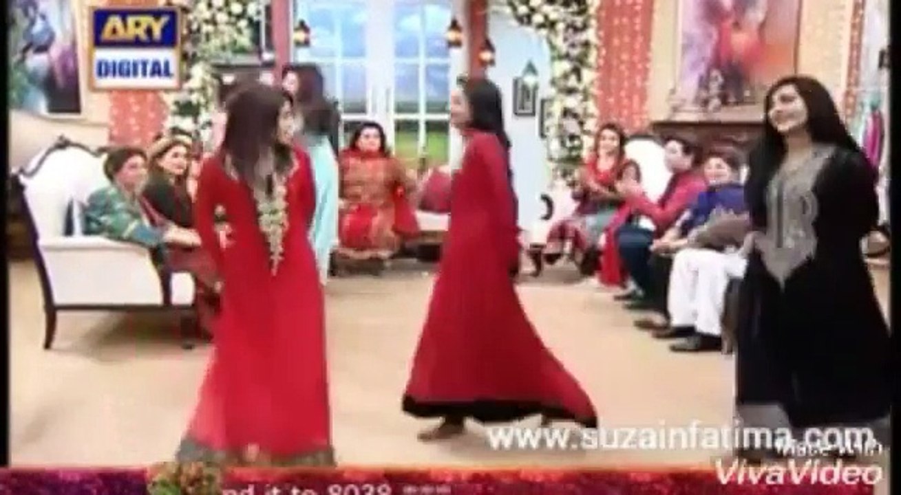Suzain Fatima once again dancing in morning show