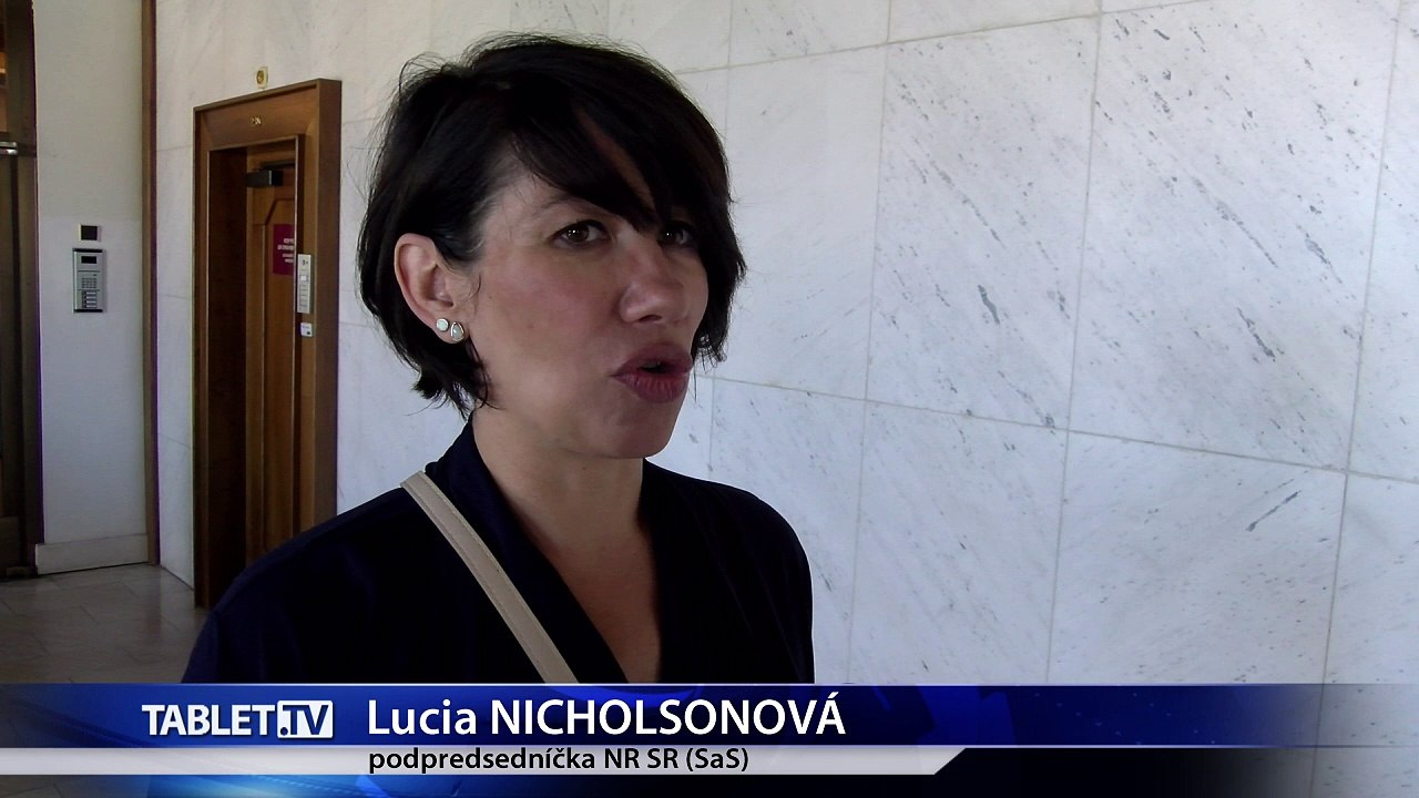 L. NICHOLSONOVÁ: Myslím si, že vlastní nakoniec popravia pána Kaliňáka