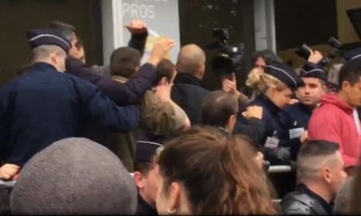 Cinq accueils houleux d'Emmanuel Macron