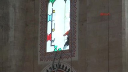 Patlamada Hasar Gören Şehzade Camii'nde Onarım Çalışması