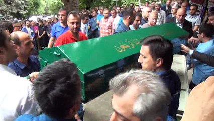 BEN SENİ GÜLE OYNAYA İŞE GÖNDERMİŞTİM