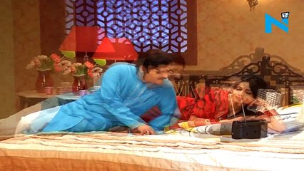 Manmohan Tiwari croons to impress Bhabhi ji