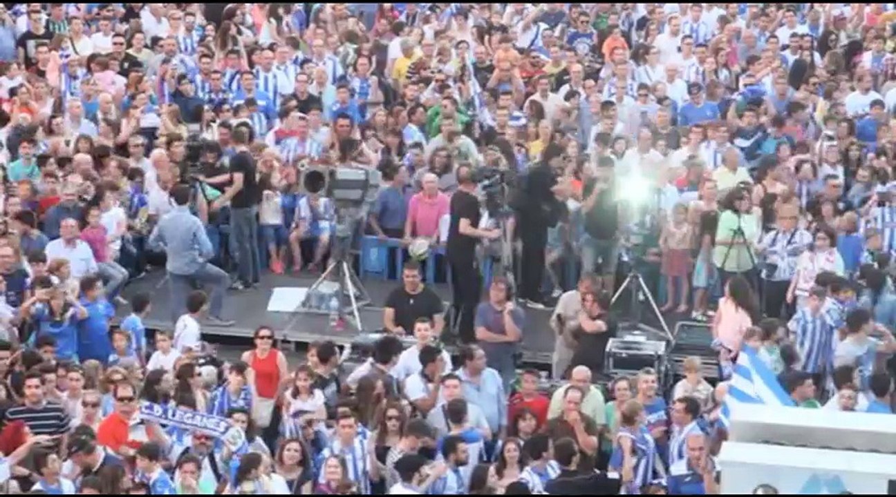 Más de 20.000 personas celebraron el ascenso del ’Lega’ a Primera División