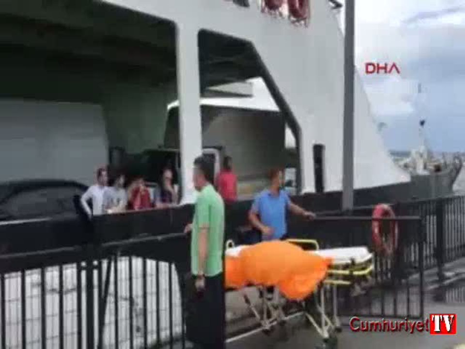 İstanbul'da vapur kazası: Yaralılar var,  araçlar mahsur