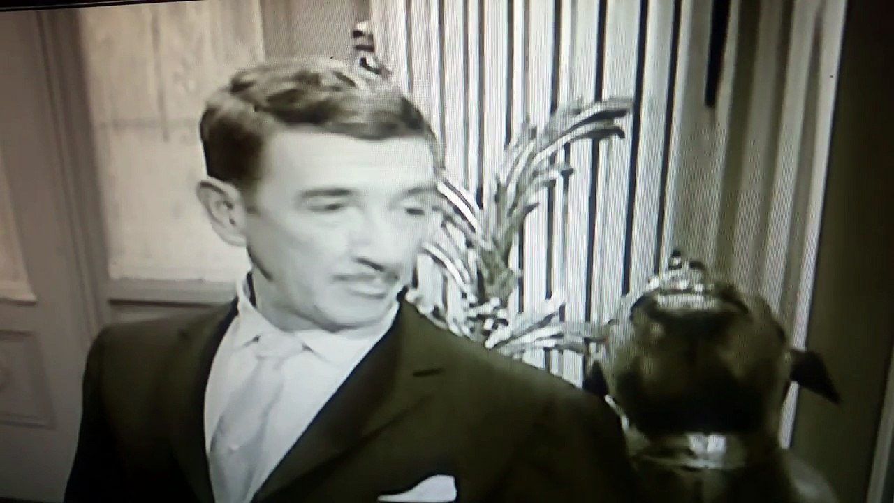 Twilight Zone, The Thing About Machines Part 1