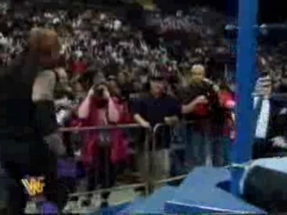 WWE classics - Undertaker vs Mankind