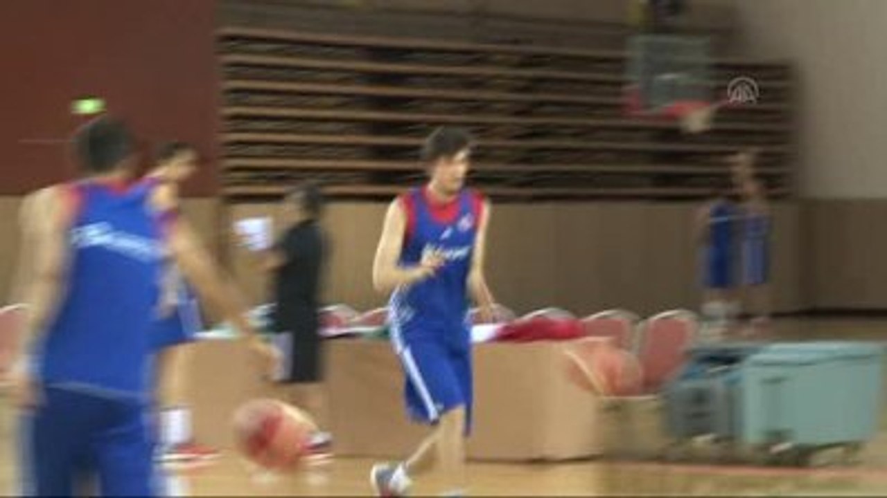 A Milli Erkek Basketbol Takımı'nın Kampı
