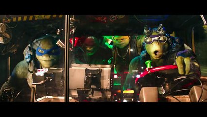 Teenage Mutant Ninja Turtles 2 - The TURTLE VAN Is In Da Place - Movie CLIP