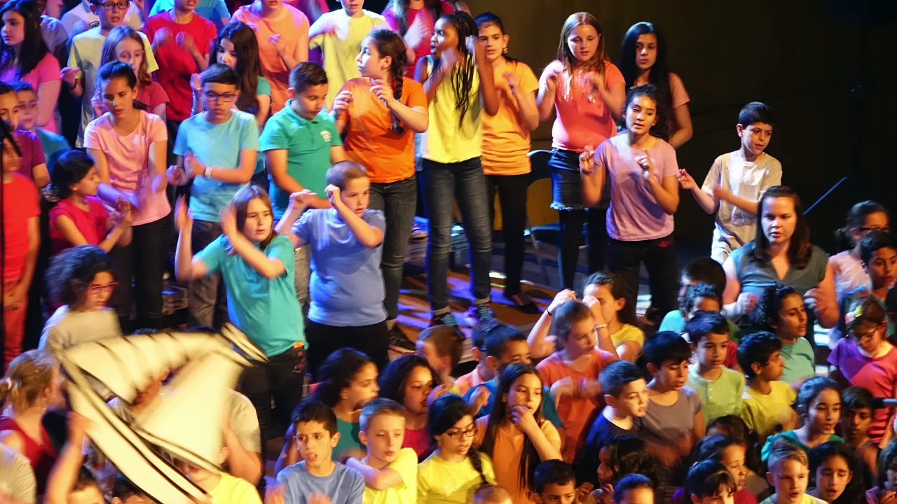 "Ensemble, Maintenant, Chantons!" montage PHOTOS du concert du 24 mai à Roubaix