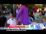 Man Call Dr Aamir Liaquat a sh--aitan on his face