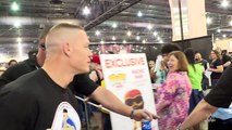 John Cena searches out Nikki Bella for a kiss at Wizard World Philadelphia- June