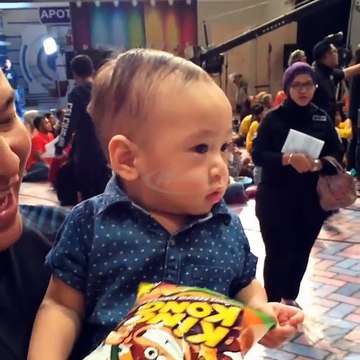 Senangnya Rafathar Malik Ahmad di Kasih Snack Kingkong Sama Tante Merry l Raffi Ahmad & Nagita Slavina