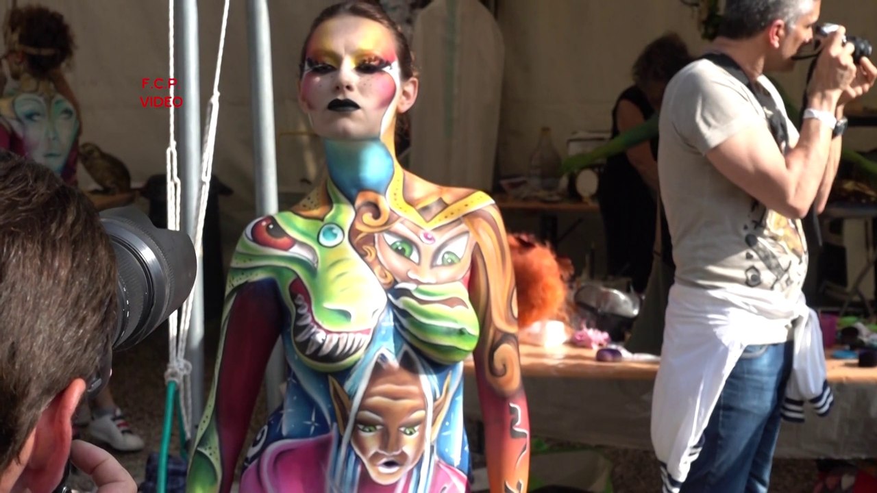 BODY PAINTING PUBBLIC SHOW IN BARDOLINO ITALY