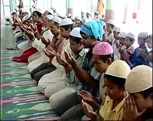 Check Out How These Guys Change Another Indian Film Song In Naat