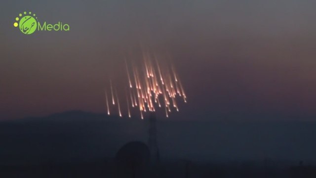 ВКС России при бомбежке мирных городов в Сирии применили белый фосфор