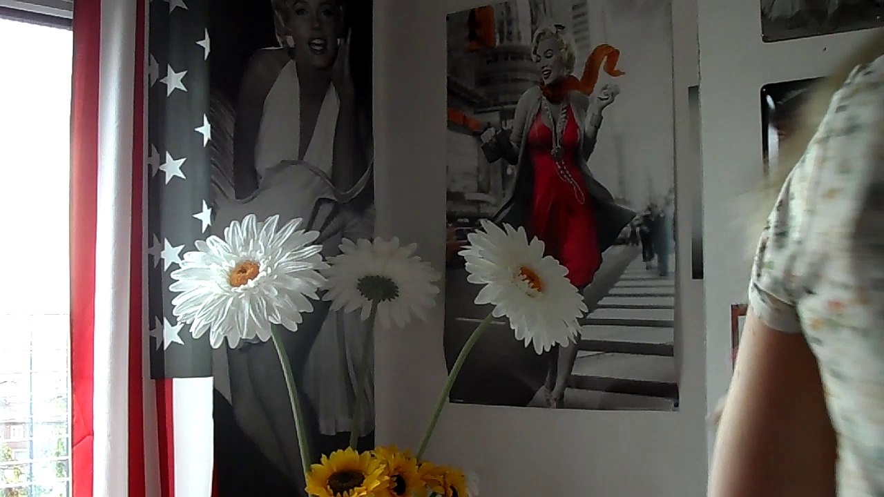 chantal goya  la poupée..