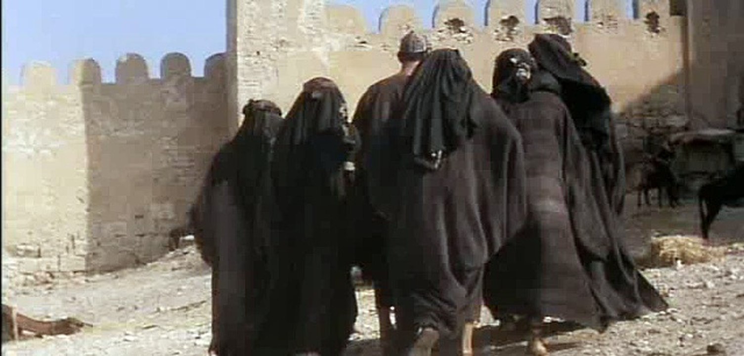 Monty Python - Life of Brian - For He's a Jolly Good Fellow
