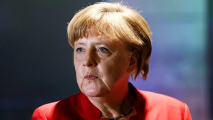 Merkel: Parlamenterlere Yönelik Suçlamalar 'Akılalmaz'