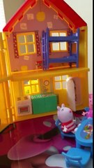 Peppa pig house , little girl playing
