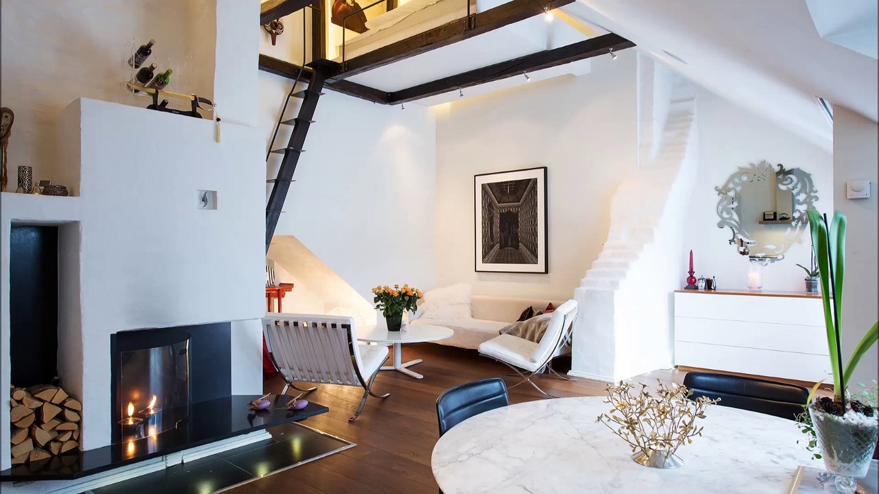 Large Design Loft With High Ceiling In Stockholm Dining Table