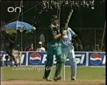 Shahid Afridi 5 Fours in An Over Vs Anil Kumble 1999