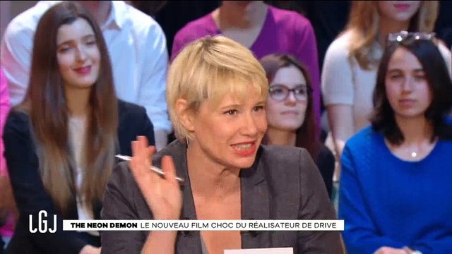 Maïtena Biraben se fait draguer par le réalisateur de Drive - Regardez