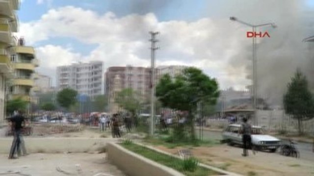 Mardin?in Midyat İlçesinde Emniyet Müdürlüğü Önünde Patlama-3