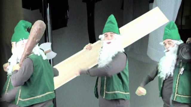 Maroon 5 - Moves Like Jagger PARODY! Key of Awesome #46