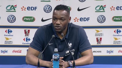Foot - Euro - Bleus : Mandanda «Le match sera compliqué pour nous»