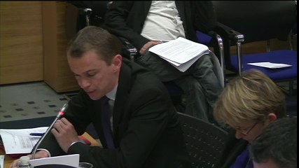 Examen en commission de propositions de lois UMP visant à punir plus fortement le recours à la GPA le 8 juin 2016