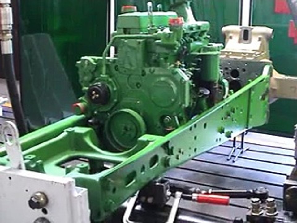 Vidéo test châssis tracteur  John Deere