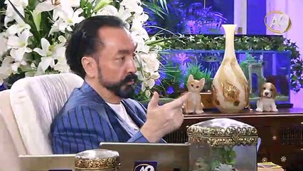 Şeytan homoseksüel ve şizofren bir karakter gösterir. Lut kavmini homoseksüellikle bozmuştur.