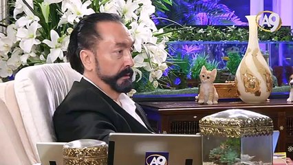 Yeni sanatçıların çıkmaması büyük bir felaket olarak görülmeli. Hükümetimiz sanatı ve sanatçıyı mutlaka desteklemeli.