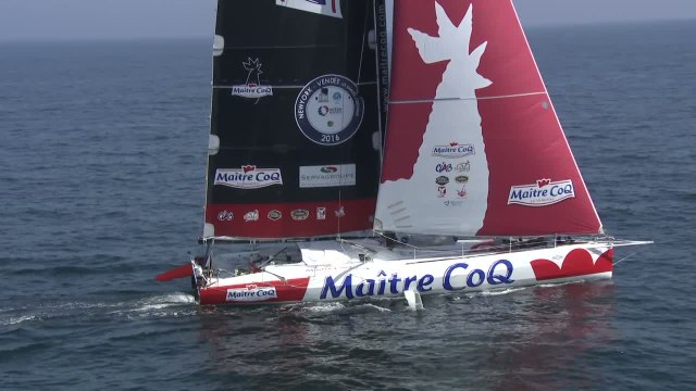 Voile - NY-Sables : survol à l'arrivée