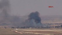 Kilis Suriye' Deki Işid Hedeflerini Karadan Obüsler, Havadan Uçaklar Vuruyor