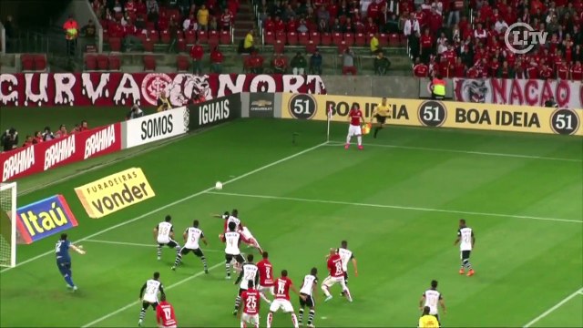 Relembre gol de Réver pelo Inter contra o Corinthians