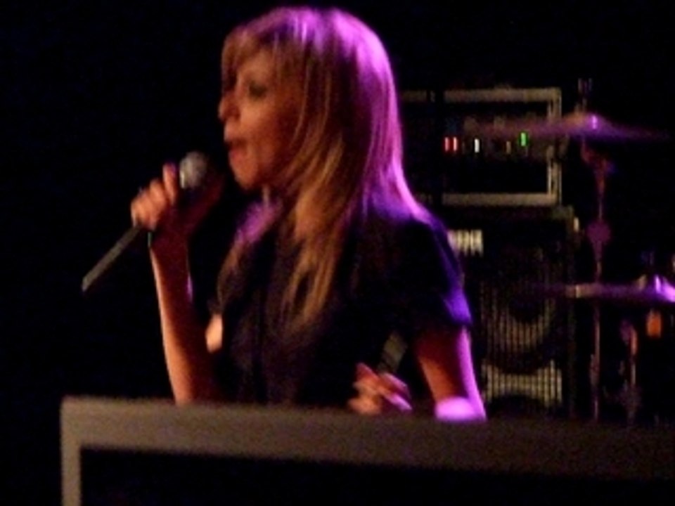 najoua belyzel live denis