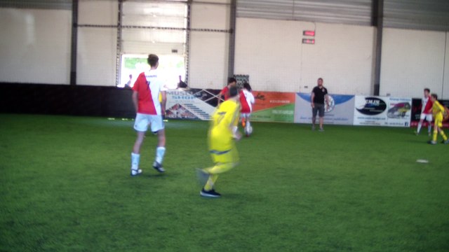 Vidéo Tournoi Foot Salle Saint-Maximin Le 16/05/2016 (1)