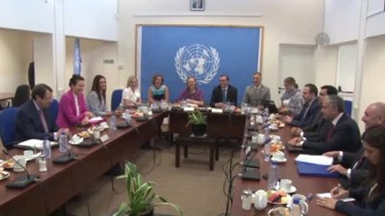 Akıncı ile Anastasiadis, Ara Bölgede Buluştu