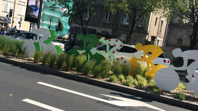 Le tram d'Angers au couleur du Tour