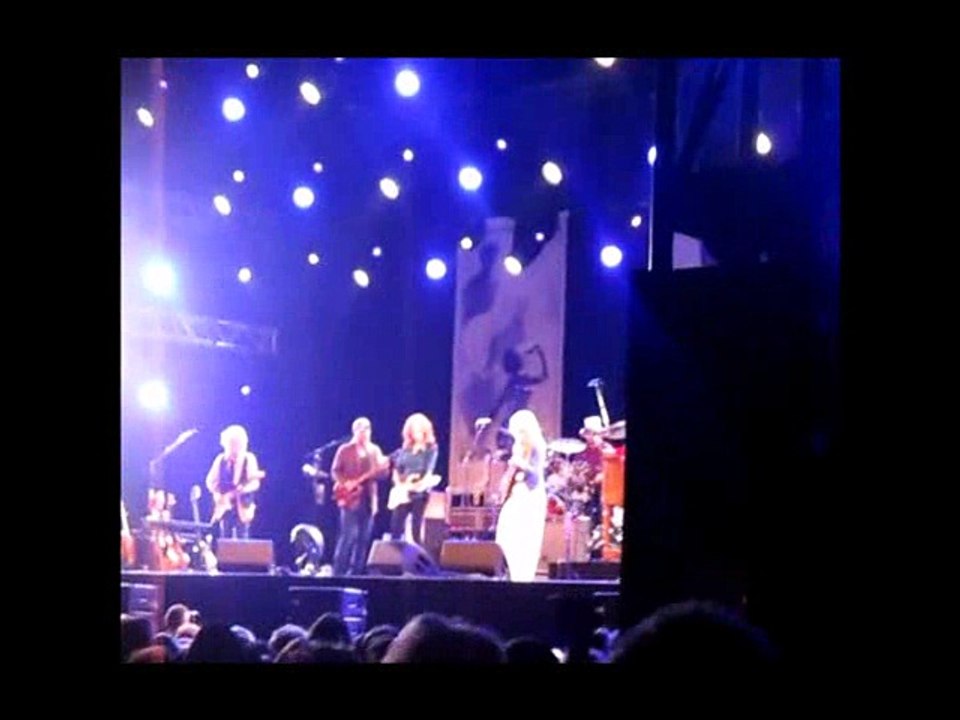 Bonnie Raitt / Susan Tedeschi/Derek Trucks - Never make your move