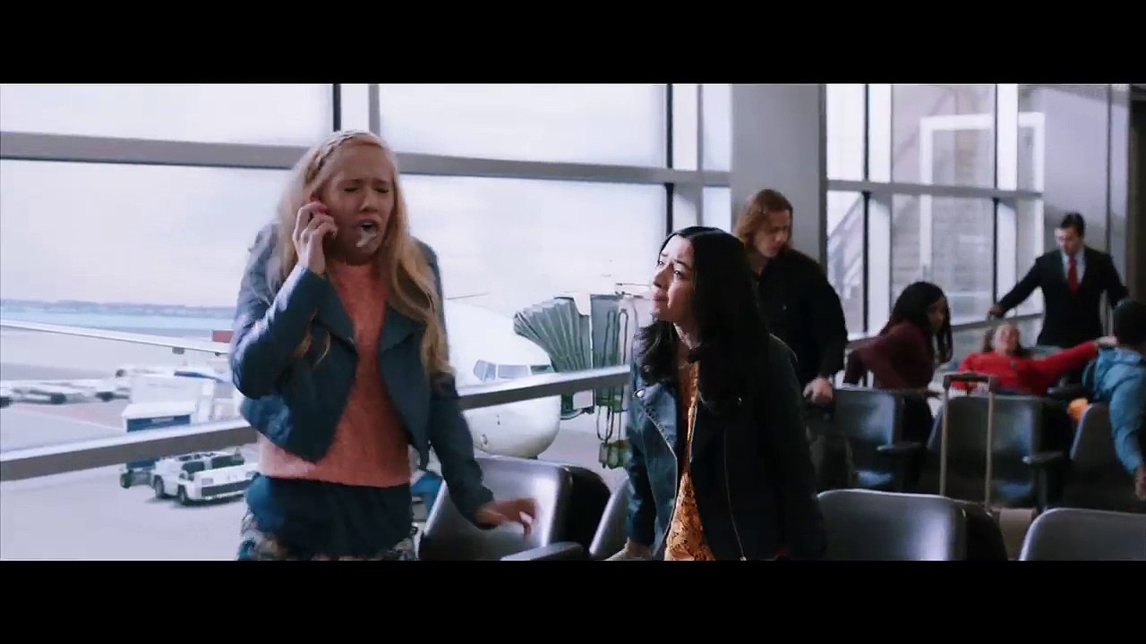 Cell: Airport Outbreak Clip